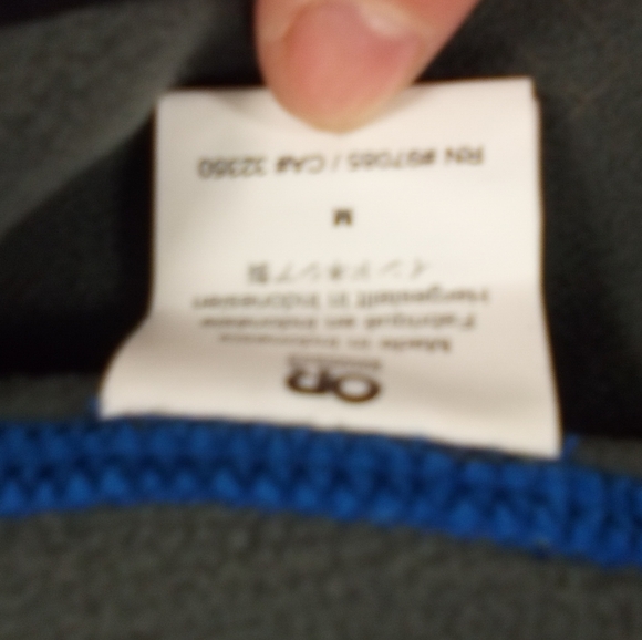 Outdoor Research Peruvian Fleece Hat Bungee Closure - Picture 5 of 5